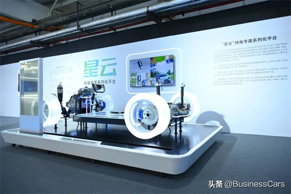 上汽牽手華為，為中國汽車市場打造美好靈魂與夢想