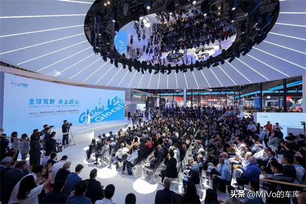上汽破殼重生，一路向“新”而行